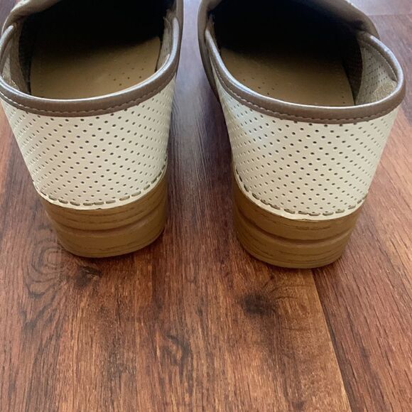 Dansko size 42  - Picture 3 of 6